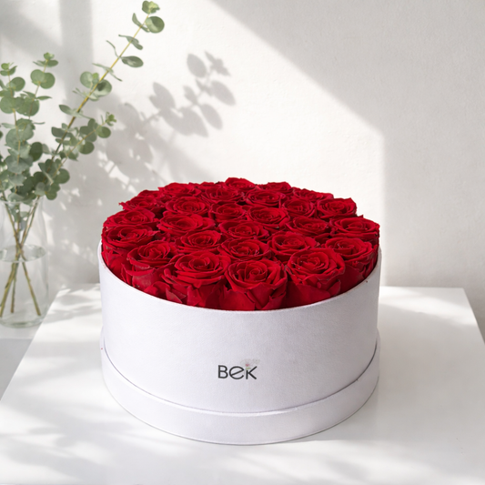 27 Preserved Red Roses in Luxury Box image 0