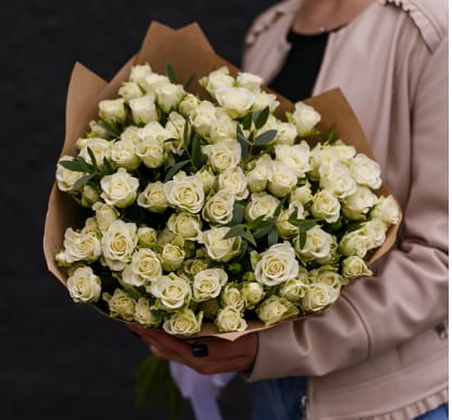 Signature Spray Roses image 0